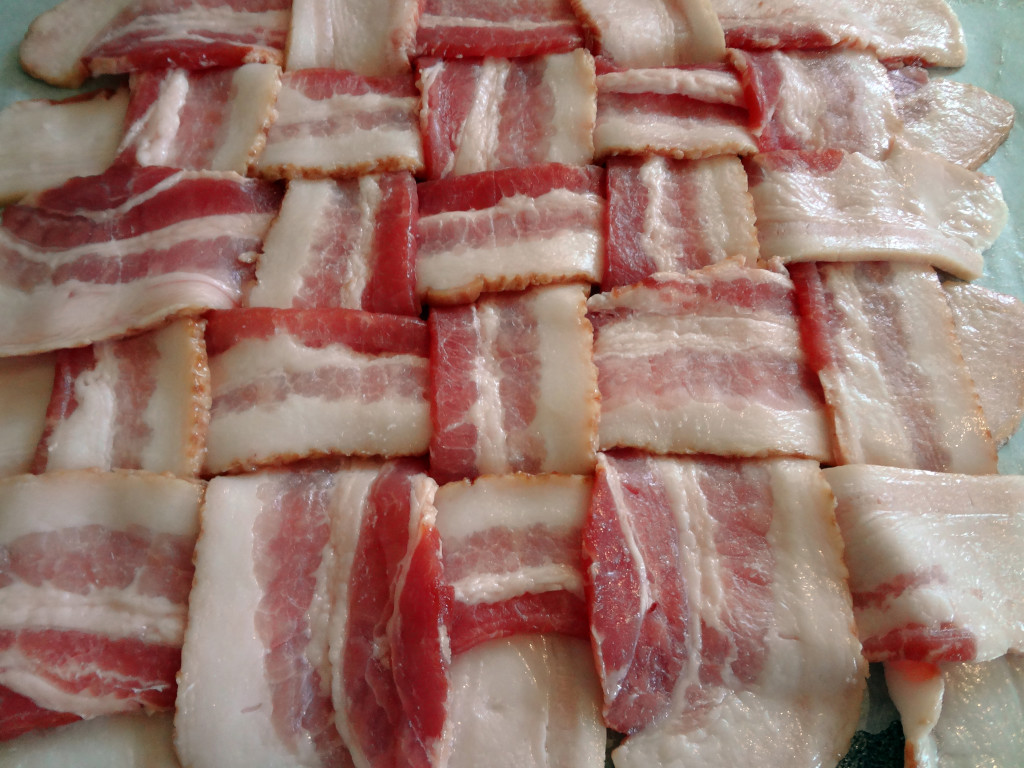 The assembled uncooked bacon lattice