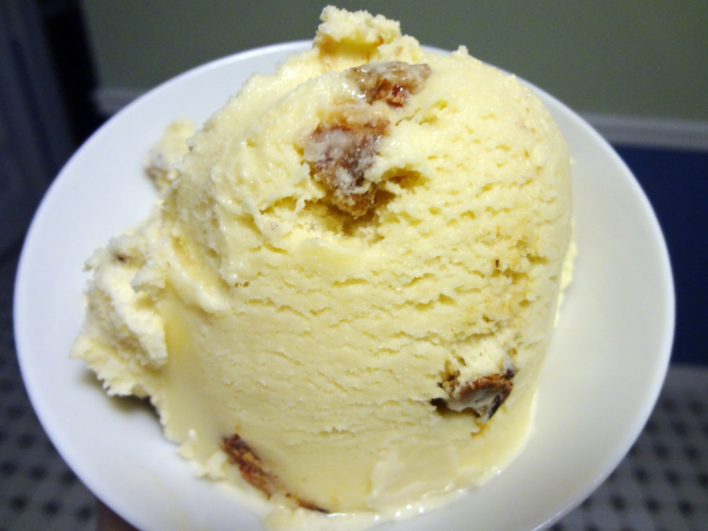 Mmmmmm... bacon. Maple. Vanilla. In ice cream form.