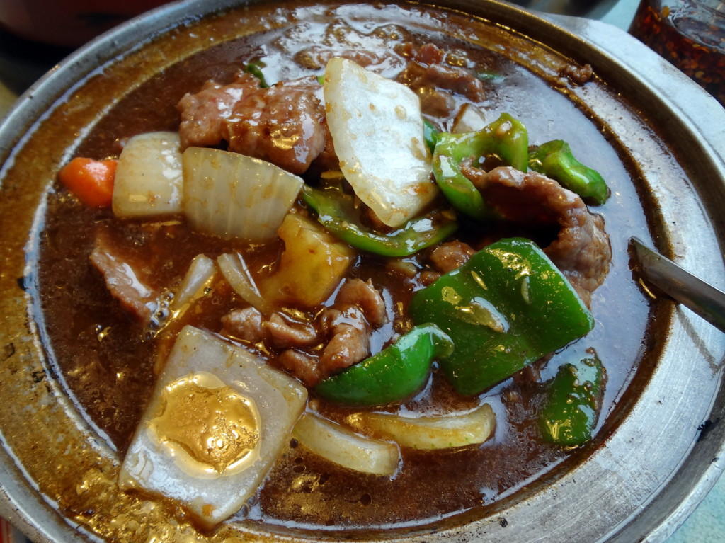 Beef and Vermicelli with Satay sauce hot pot