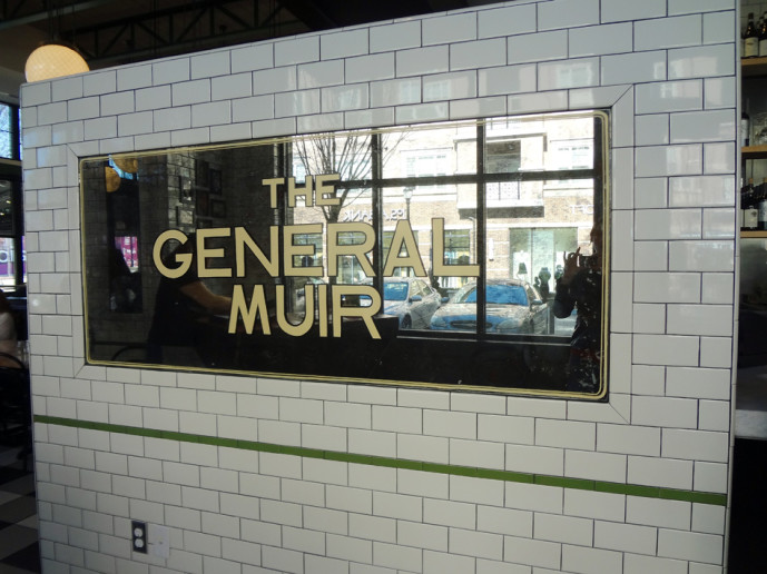The General Muir interior