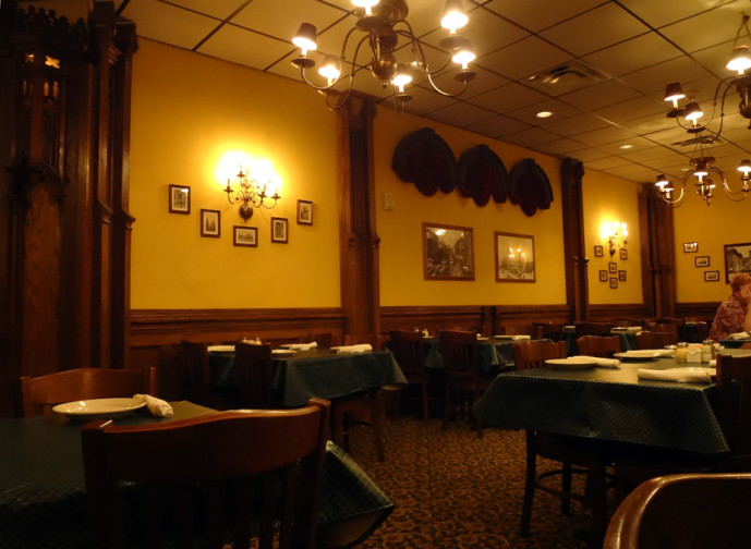 Provino's Italian Restaurant interior