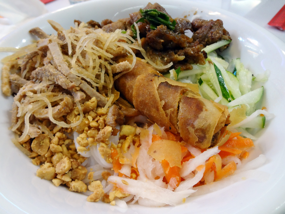 Bun bi thit nuong chat gio from I Luv Pho