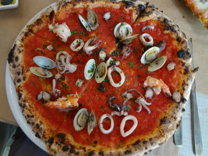 Seafood pizza spatialdrift