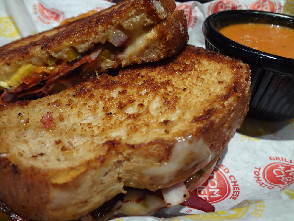 Tom+Chee Hot+Spicy