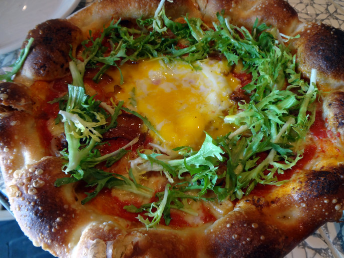 Spotted Trotter Guanciale and Farm Egg pizza